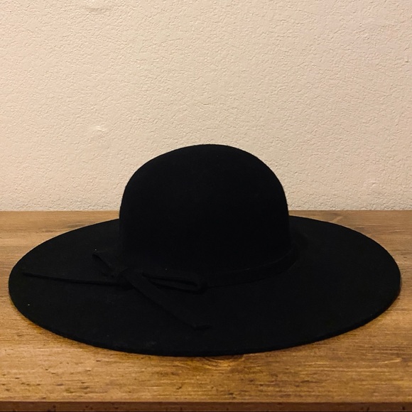 Buckle Accessories - Floppy Black Hat